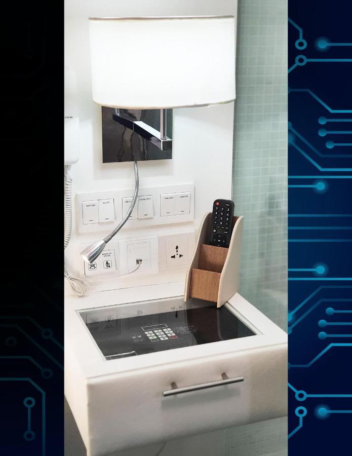 Iotel Luxury Kiosk Hotel アンヘレス エクステリア 写真